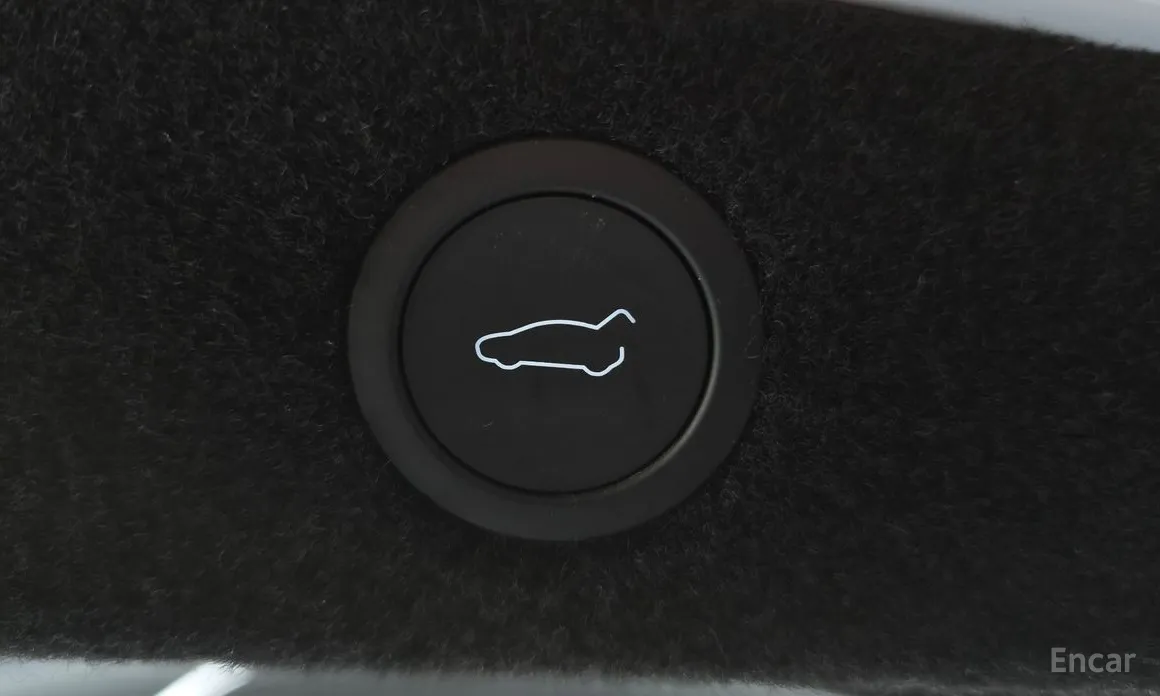 Фото 19 - Tesla Model 3