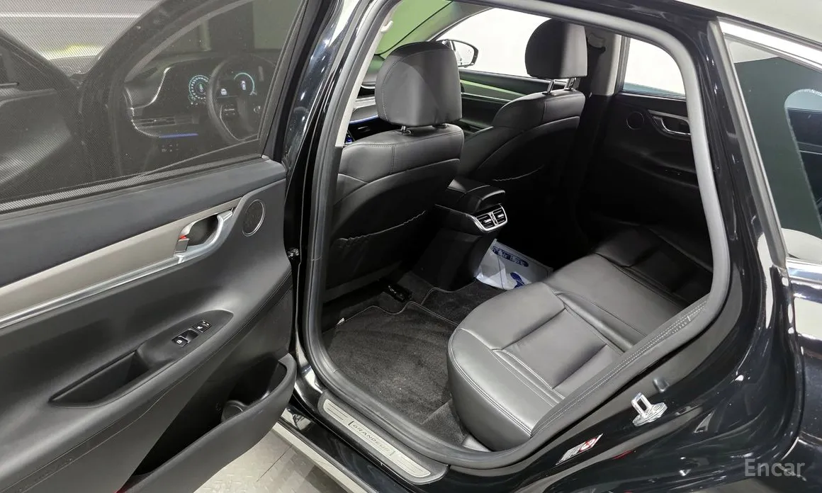 Фото 11 - Hyundai Grandeur