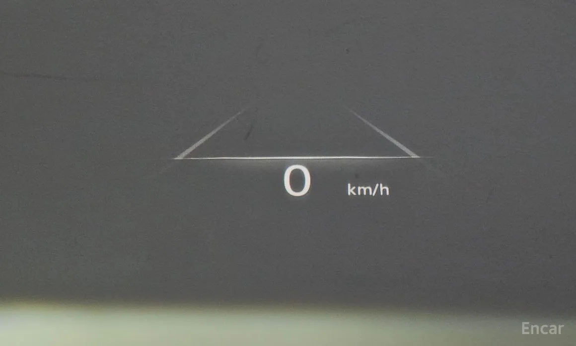 Photo 13 - Genesis GV70