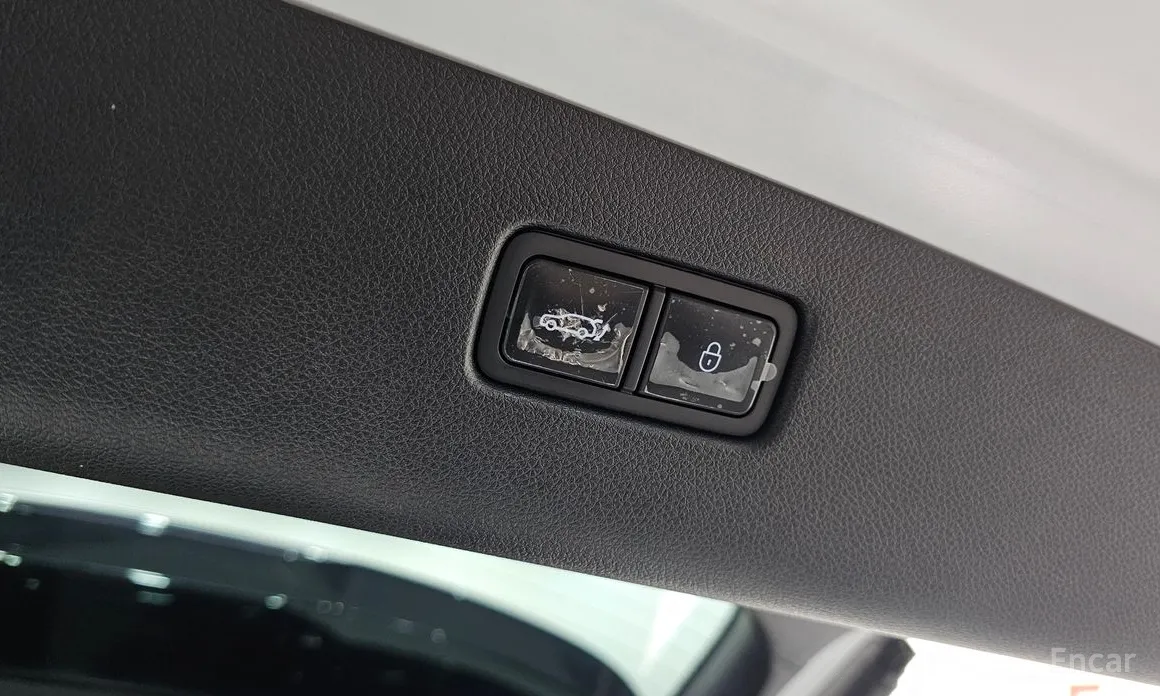 Photo 20 - Genesis GV70