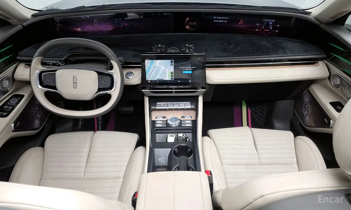 Фото 7 - Lincoln Nautilus