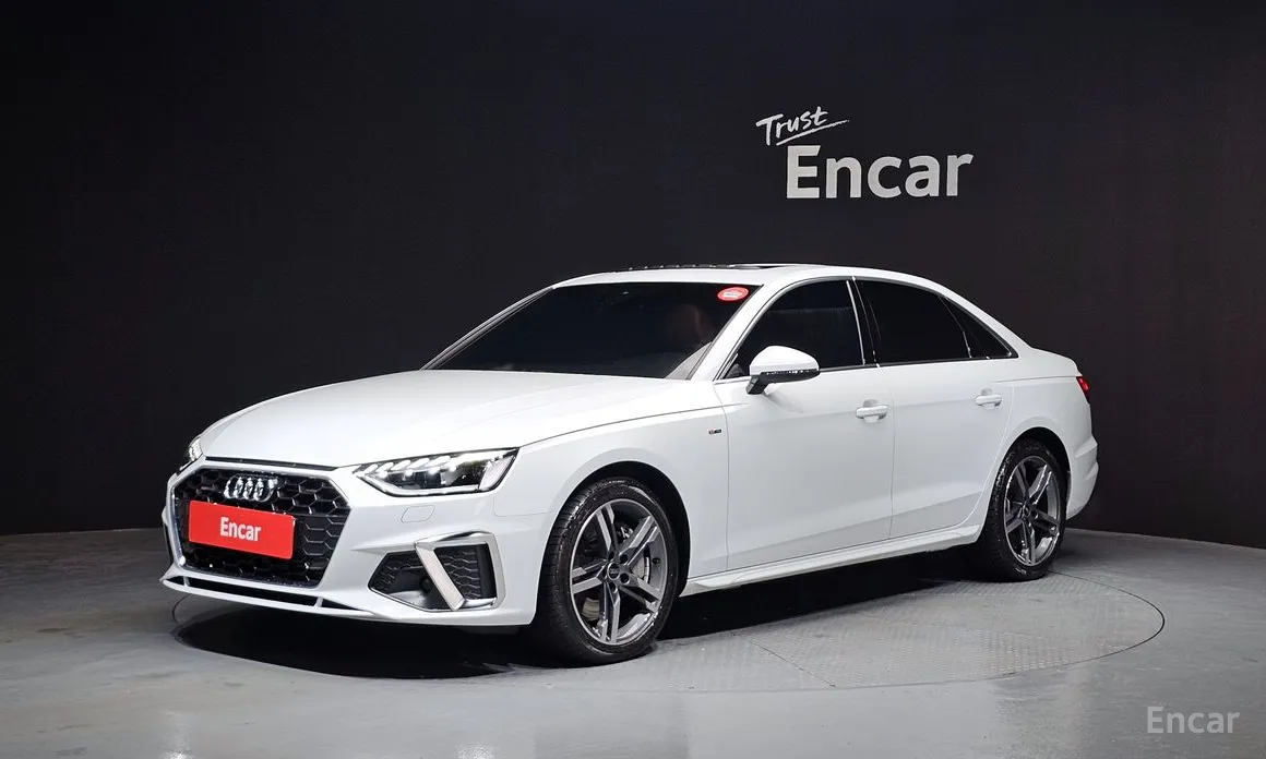 Фото 1 - Audi A4