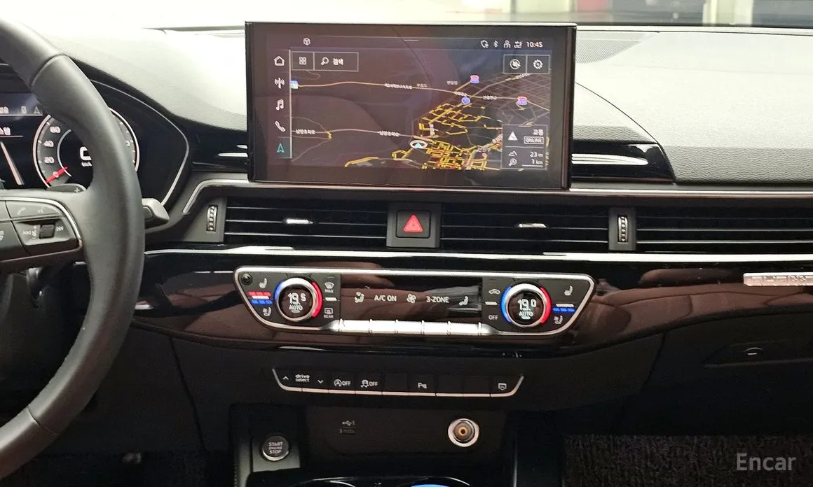 Фото 19 - Audi A4