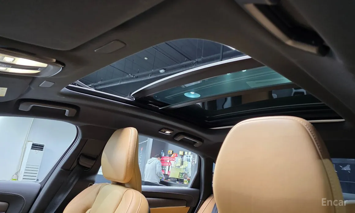 Фото 16 - Volvo S90