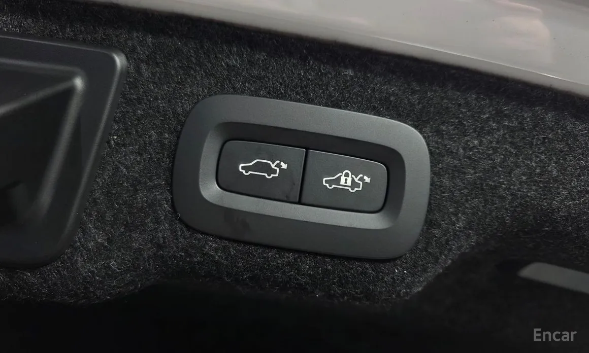 Фото 17 - Volvo S90