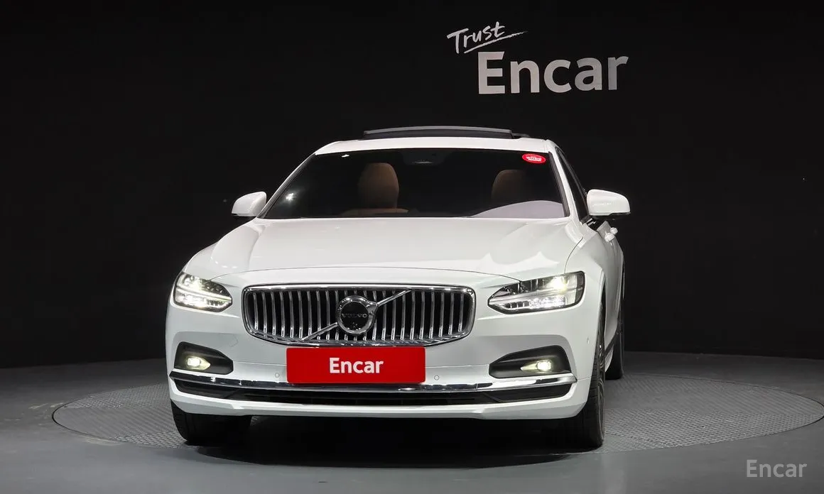 Фото 3 - Volvo S90