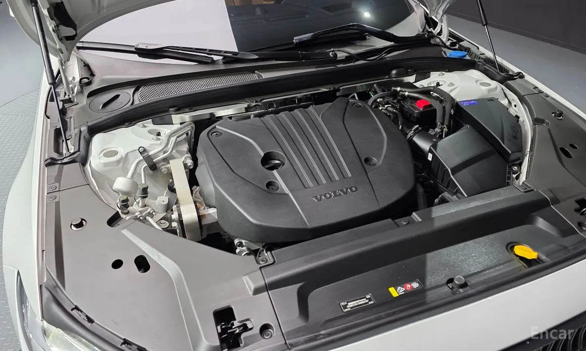 Фото 6 - Volvo S90