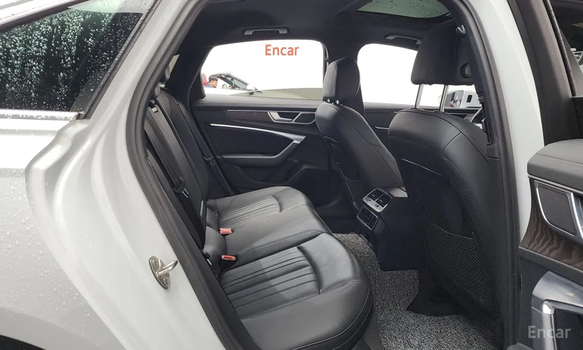 Фото 12 - Audi A6