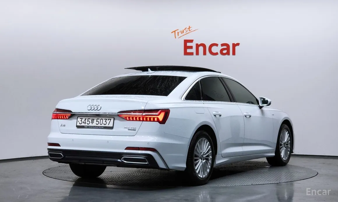 Фото 2 - Audi A6