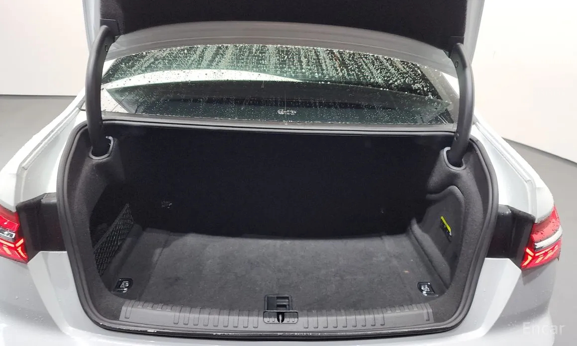 Фото 20 - Audi A6