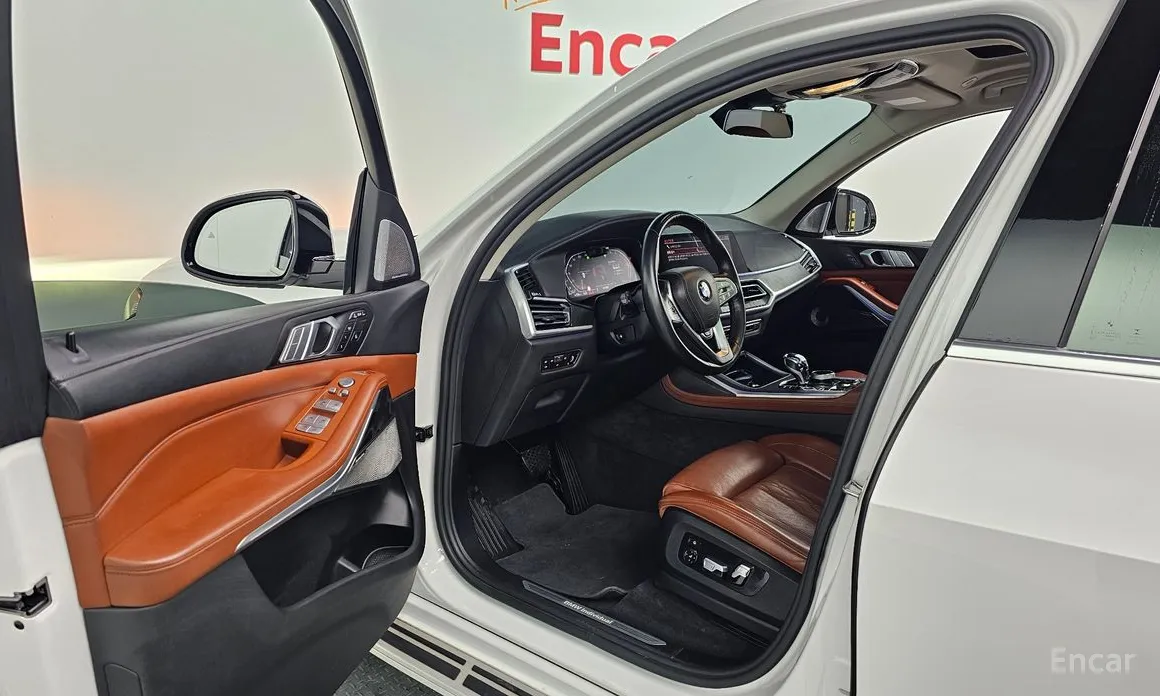 Фото 11 - BMW X7