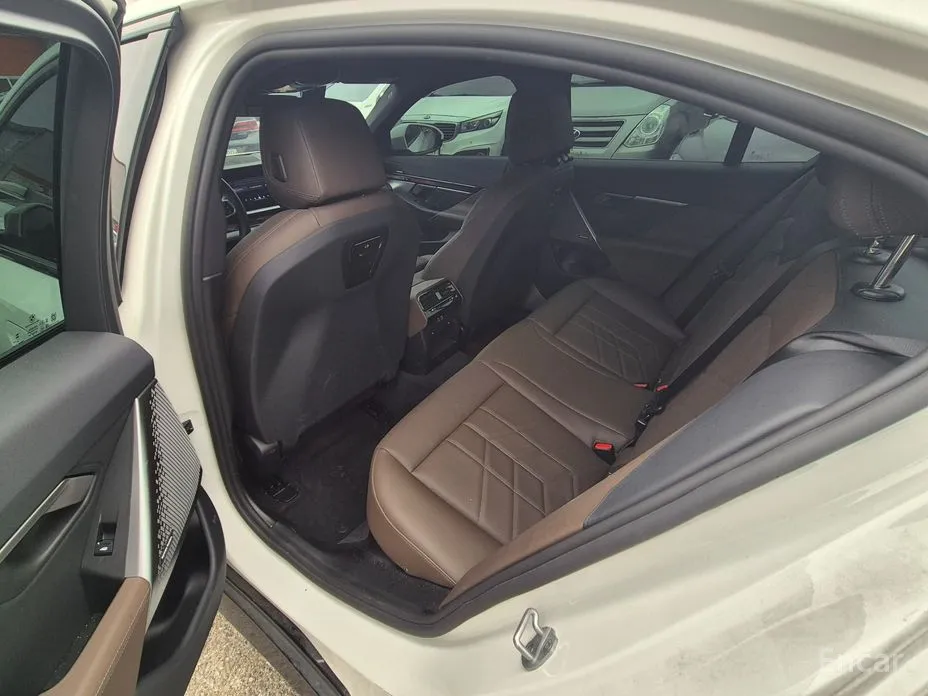 Фото 5 - BMW 5 Series