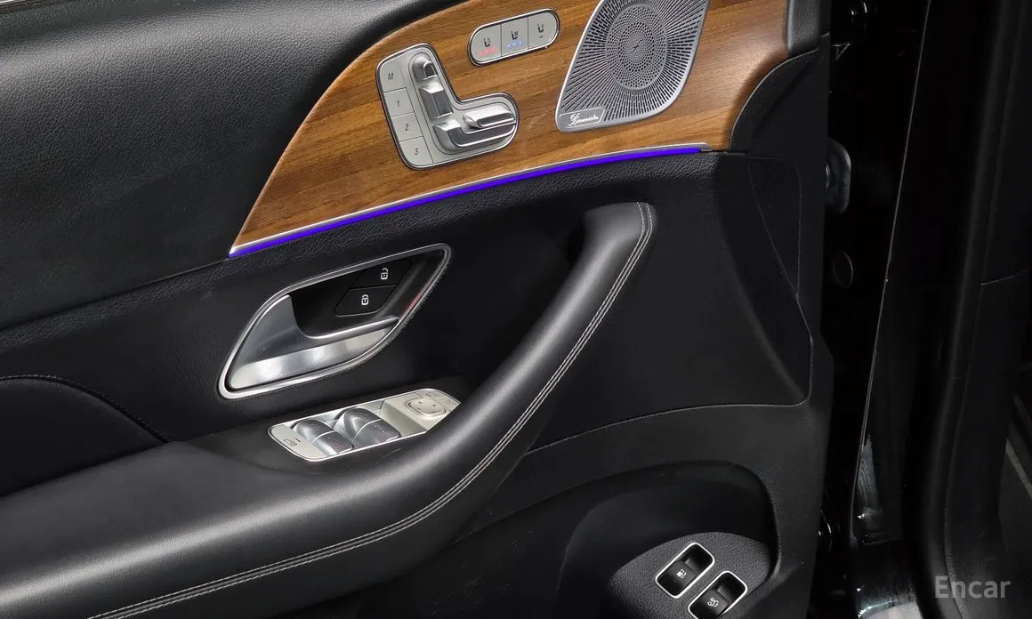 Фото 17 - Mercedes-Benz GLE-Class