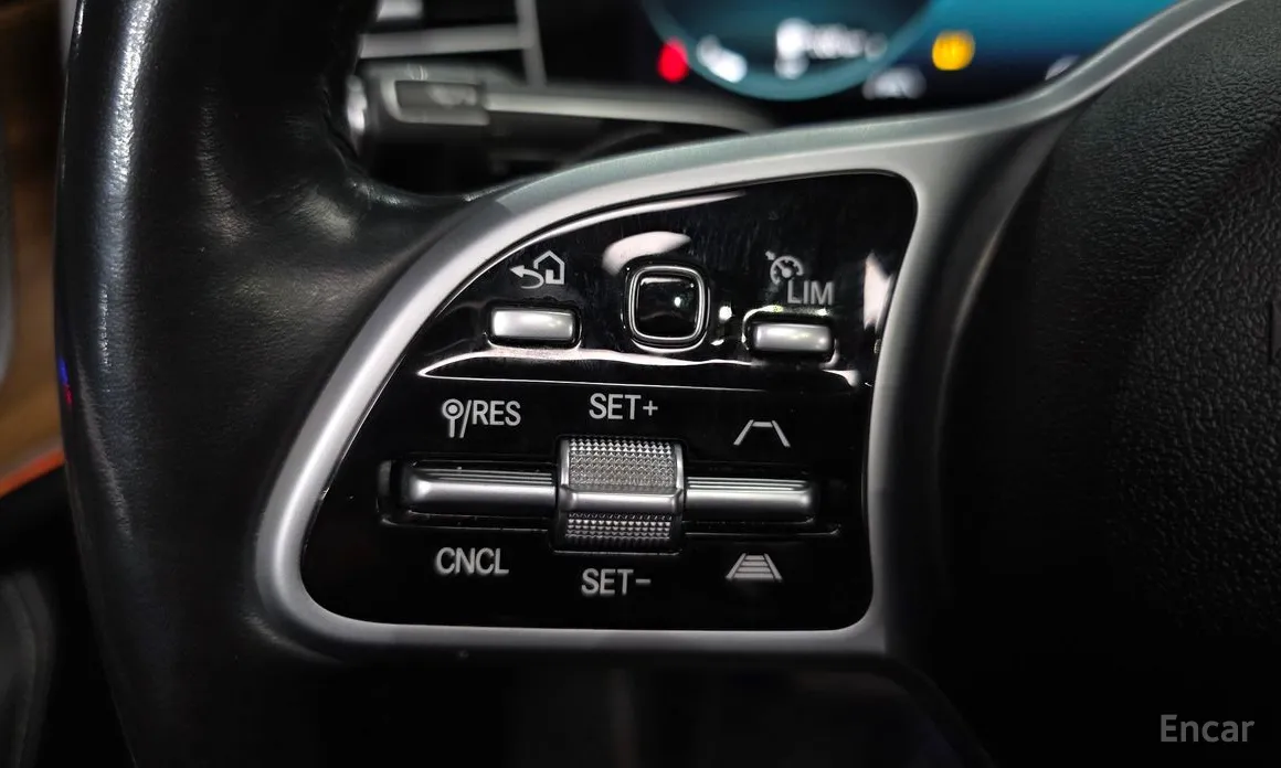 Фото 19 - Mercedes-Benz GLE-Class