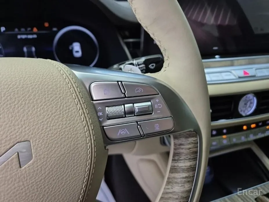 Фото 14 - Kia K9