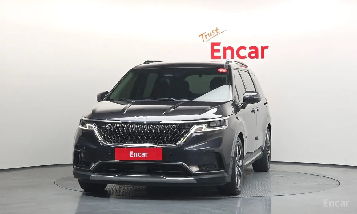 Фото 3 - Kia Carnival