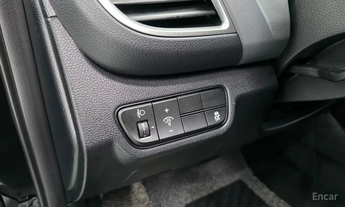 Фото 13 - Kia Seltos