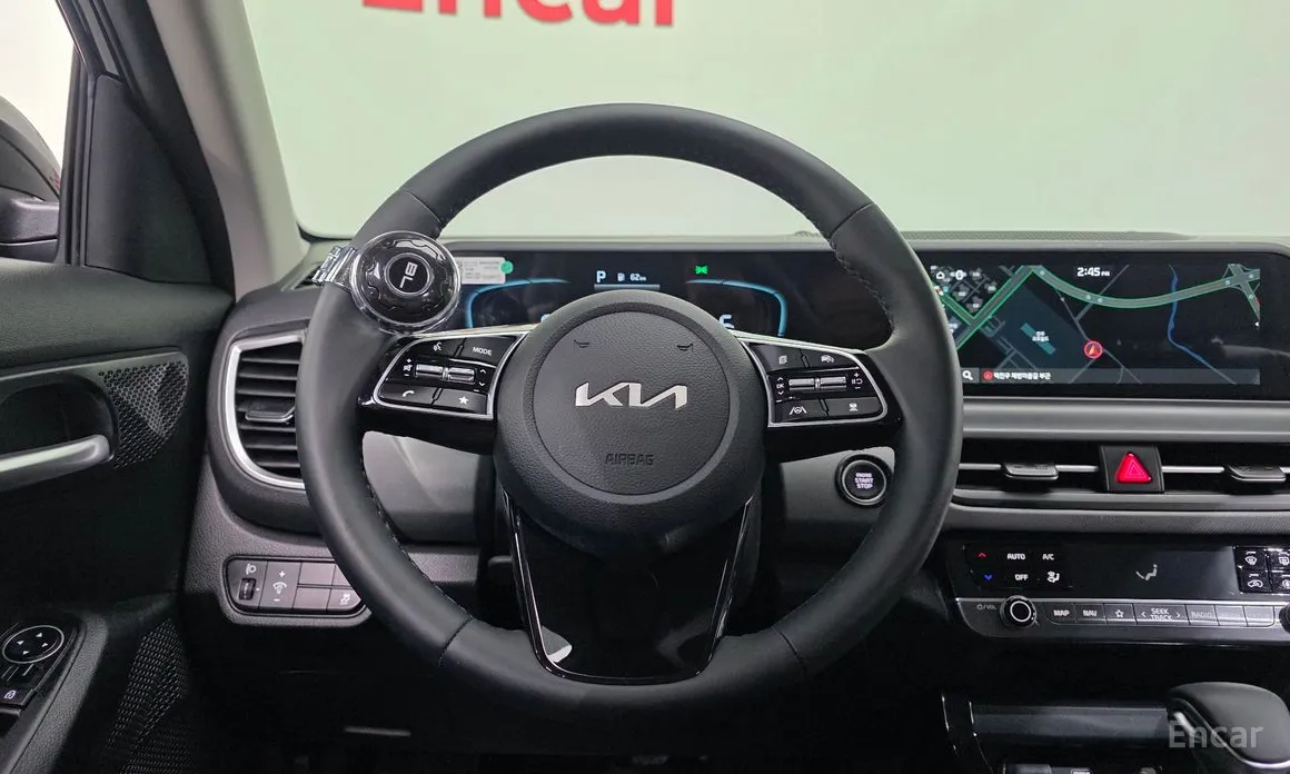 Фото 14 - Kia Seltos