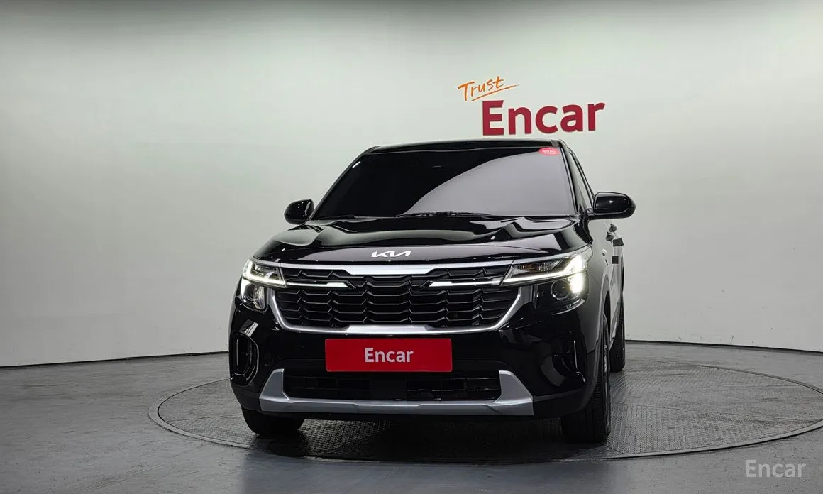 Фото 3 - Kia Seltos