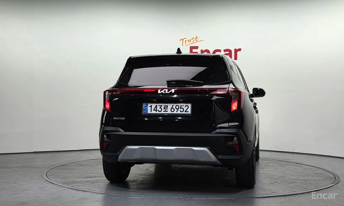 Фото 4 - Kia Seltos