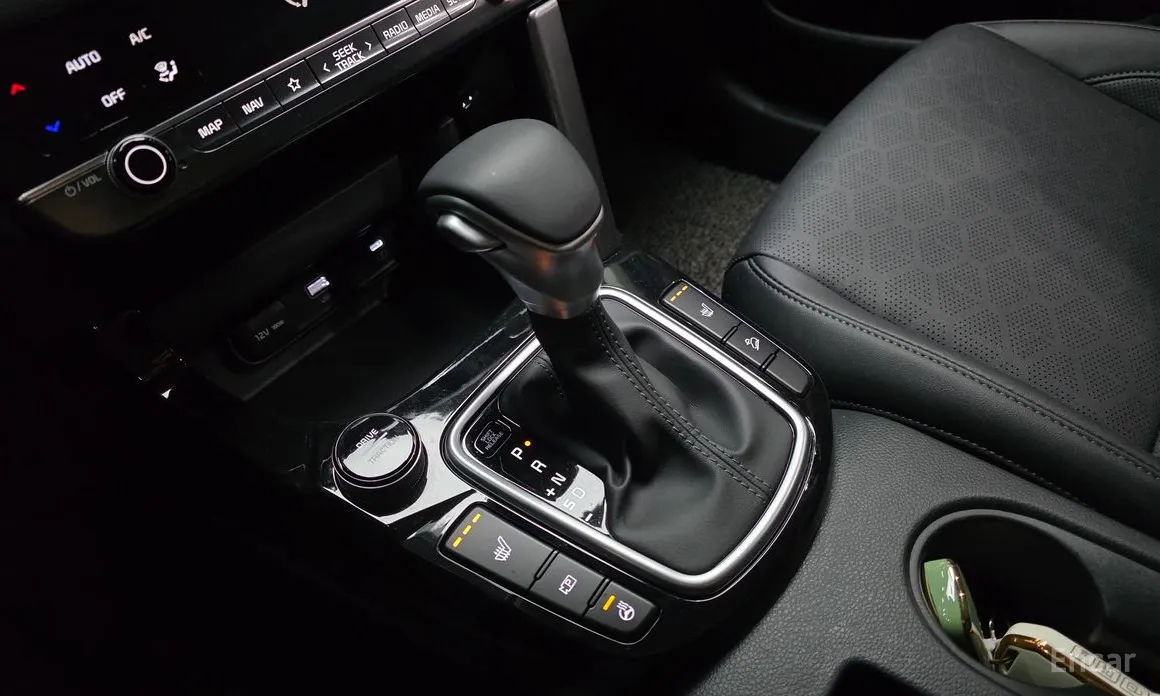 Фото 9 - Kia Seltos