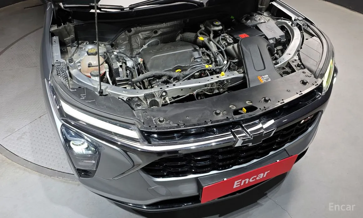 Photo 6 - Chevrolet Trax