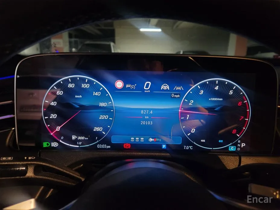 Фото 7 - Mercedes-Benz E-Class