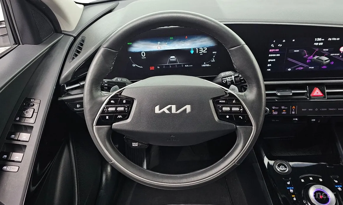 Фото 14 - Kia Niro