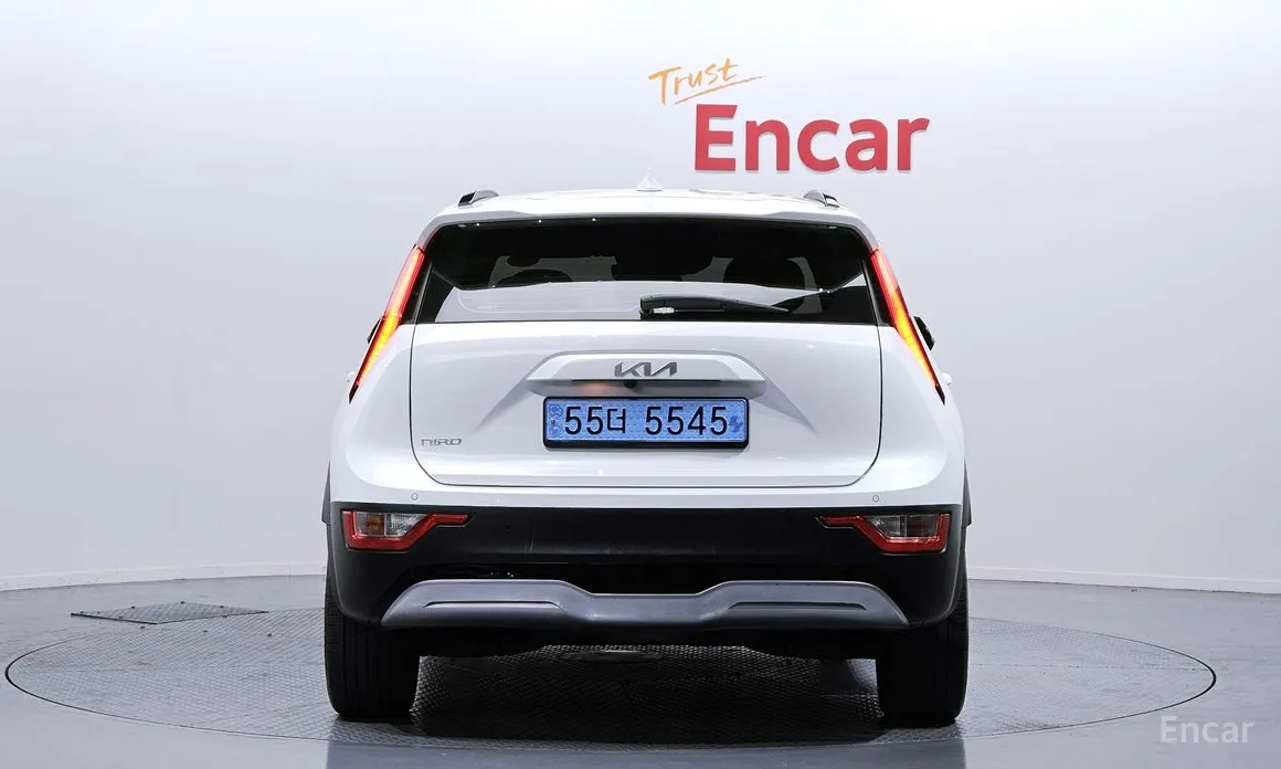 Фото 4 - Kia Niro