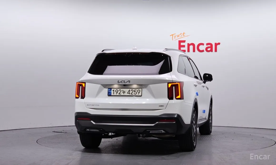 Фото 4 - Kia Sorento