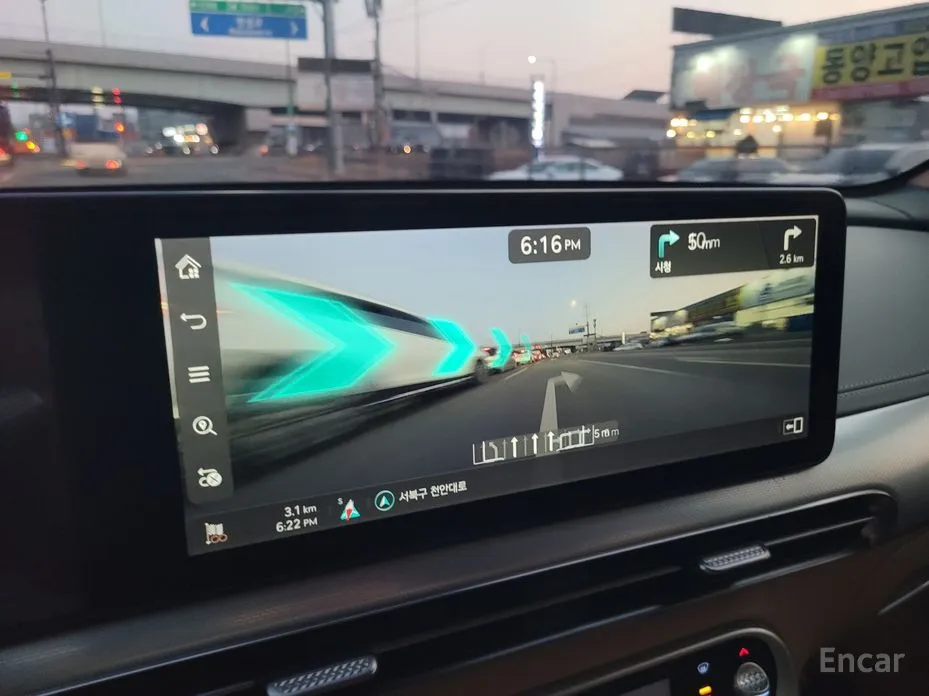 Фото 11 - Genesis GV60