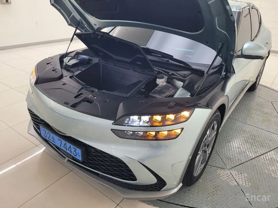 Фото 6 - Genesis GV60