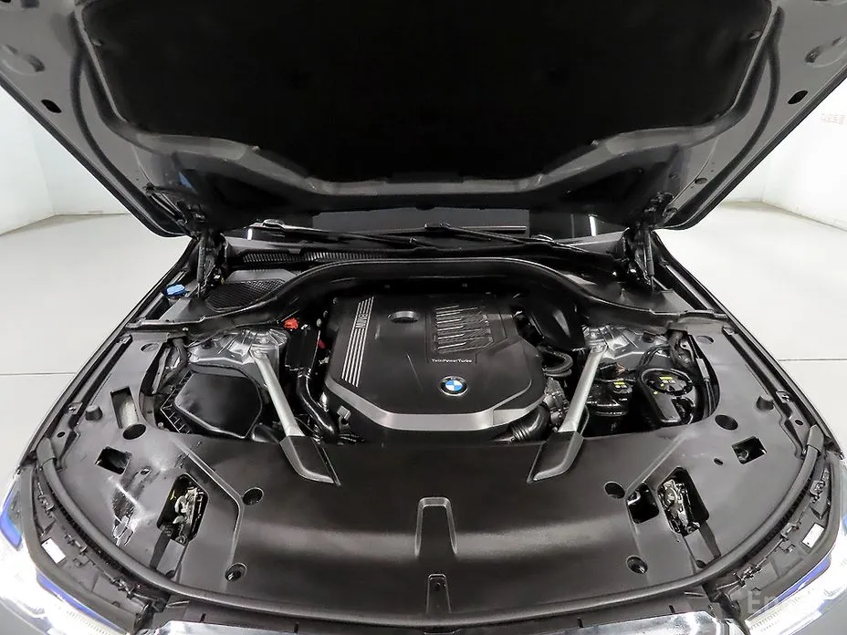 BMW Gran Turismo 2017 630i xDrive M Sport