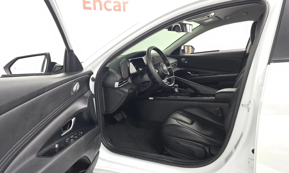 Hyundai Avante 2023 Modern