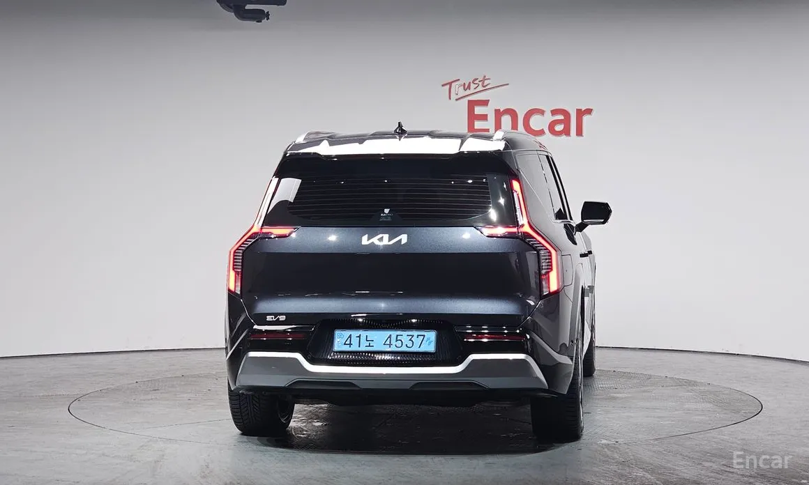 Фото 4 - Kia EV9