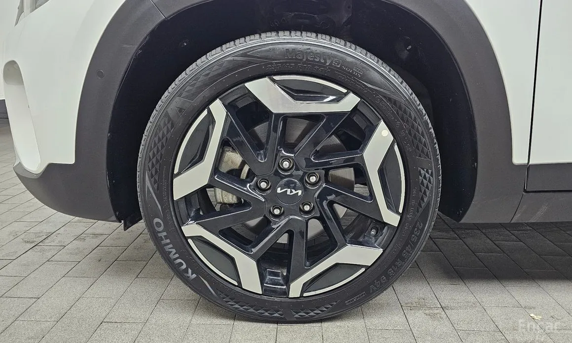 Фото 5 - Kia Seltos