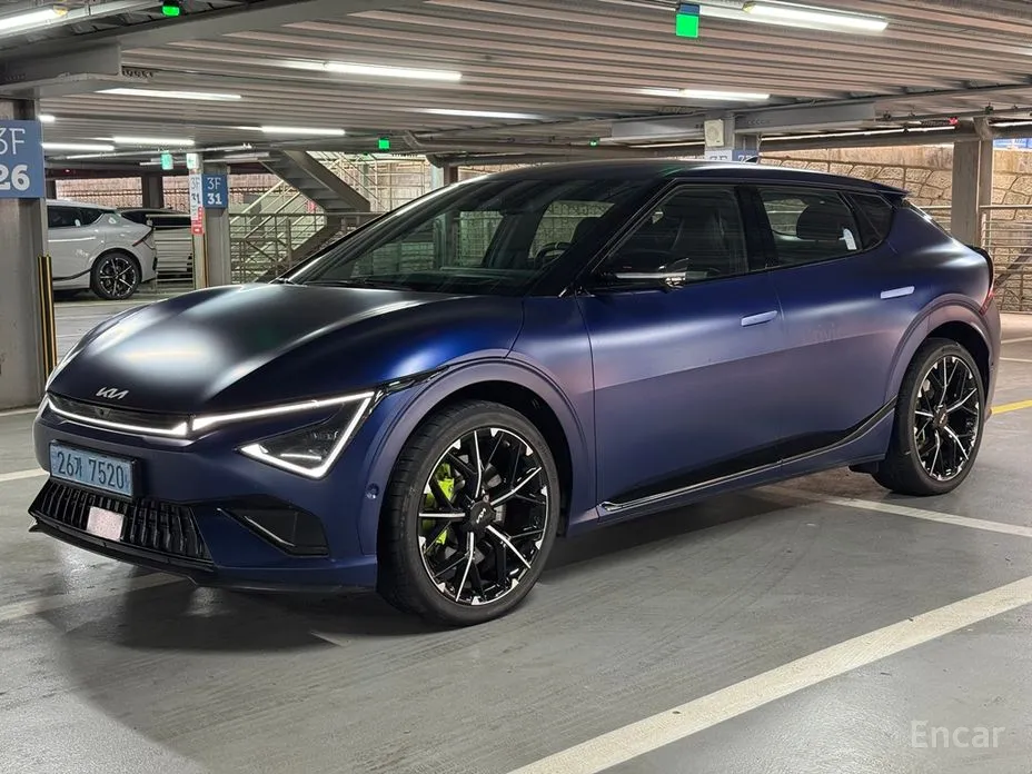 Фото 2 - Kia EV6