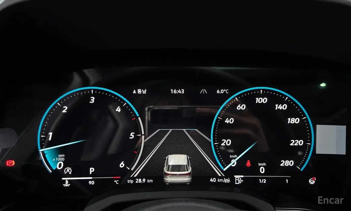 Фото 8 - Volkswagen Touareg