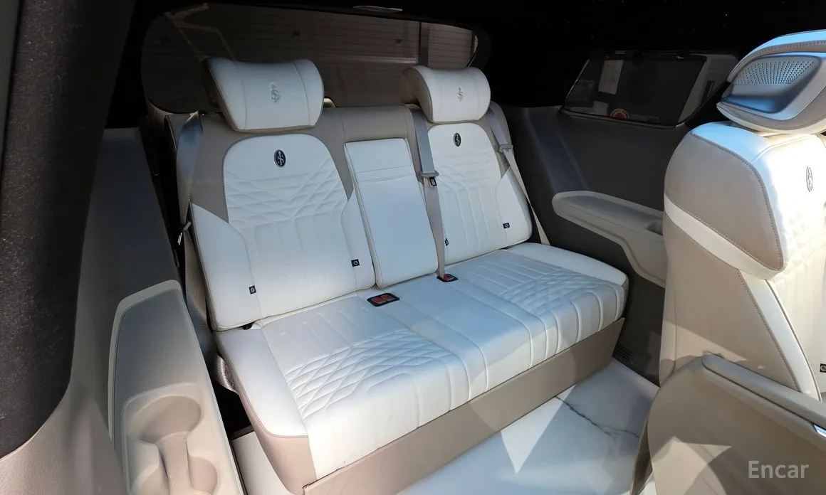 Фото 13 - Kia Carnival