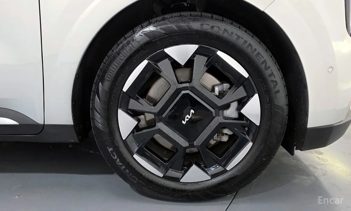 Фото 5 - Kia Carnival