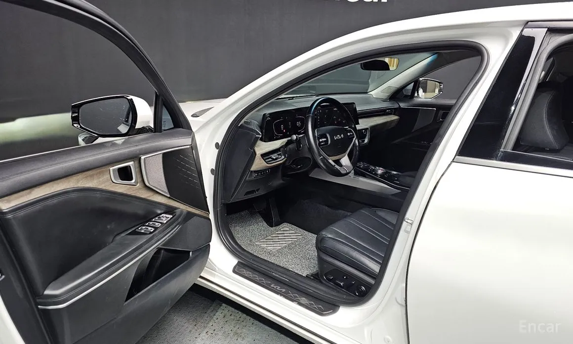 Фото 10 - Kia K8