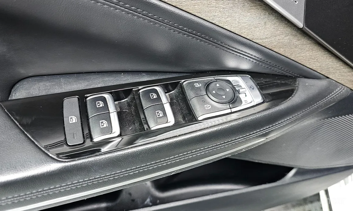 Фото 18 - Kia K8