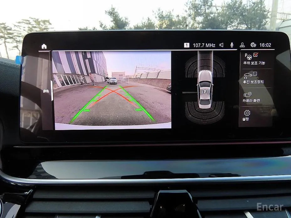 Фото 13 - BMW 5 Series