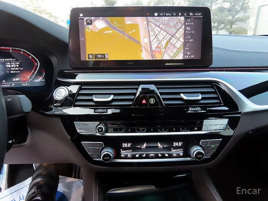 Фото 14 - BMW 5 Series