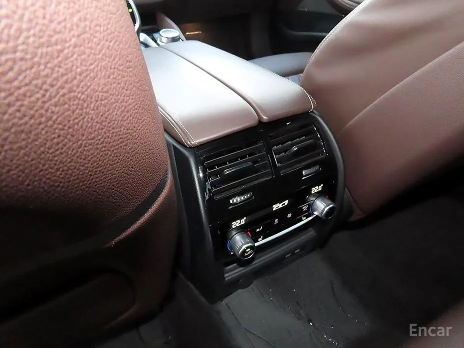 Фото 16 - BMW 5 Series