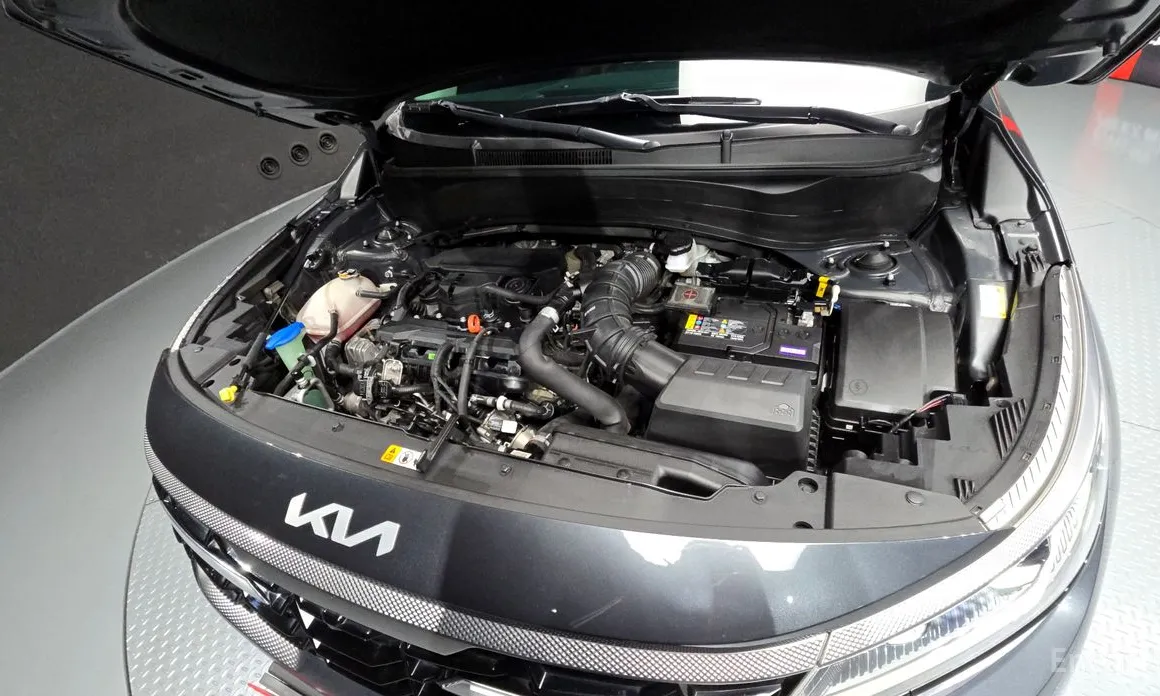 Фото 6 - Kia Seltos