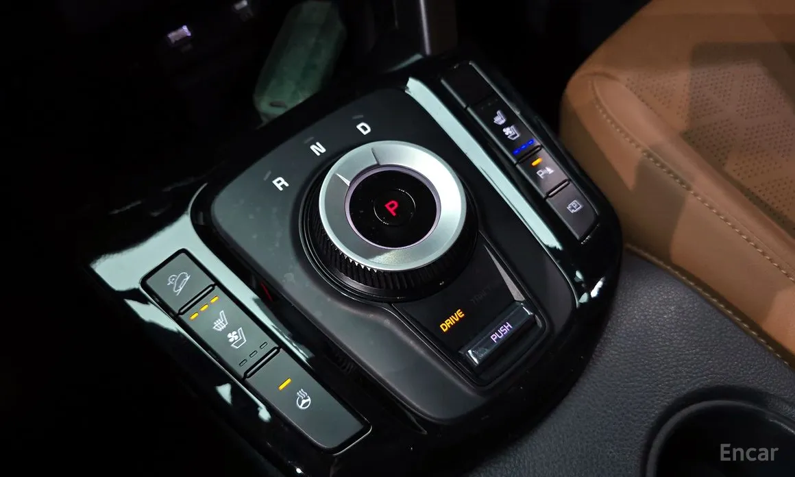 Фото 9 - Kia Seltos