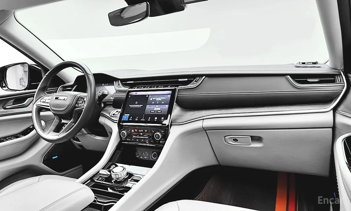 Фото 8 - Jeep Cherokee