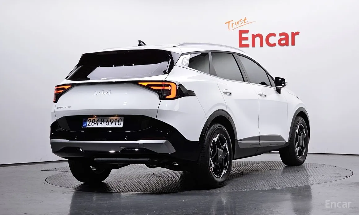 Фото 2 - Kia Sportage