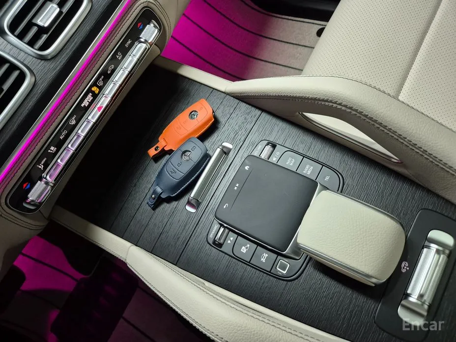 Фото 18 - Mercedes-Benz GLE-Class